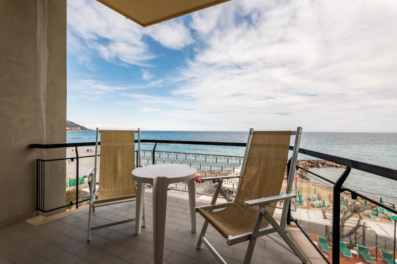 Hotel Bellevue Et Mediterranee Diano Marina Dış mekan fotoğraf