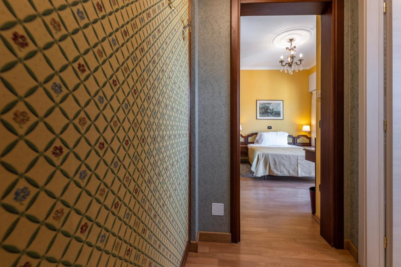 Hotel Bellevue Et Mediterranee Diano Marina Dış mekan fotoğraf