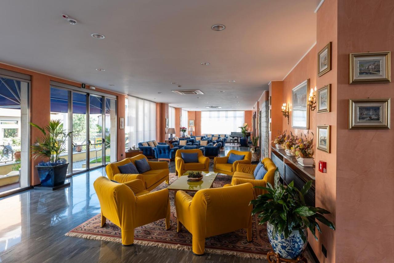 Hotel Bellevue Et Mediterranee Diano Marina Dış mekan fotoğraf