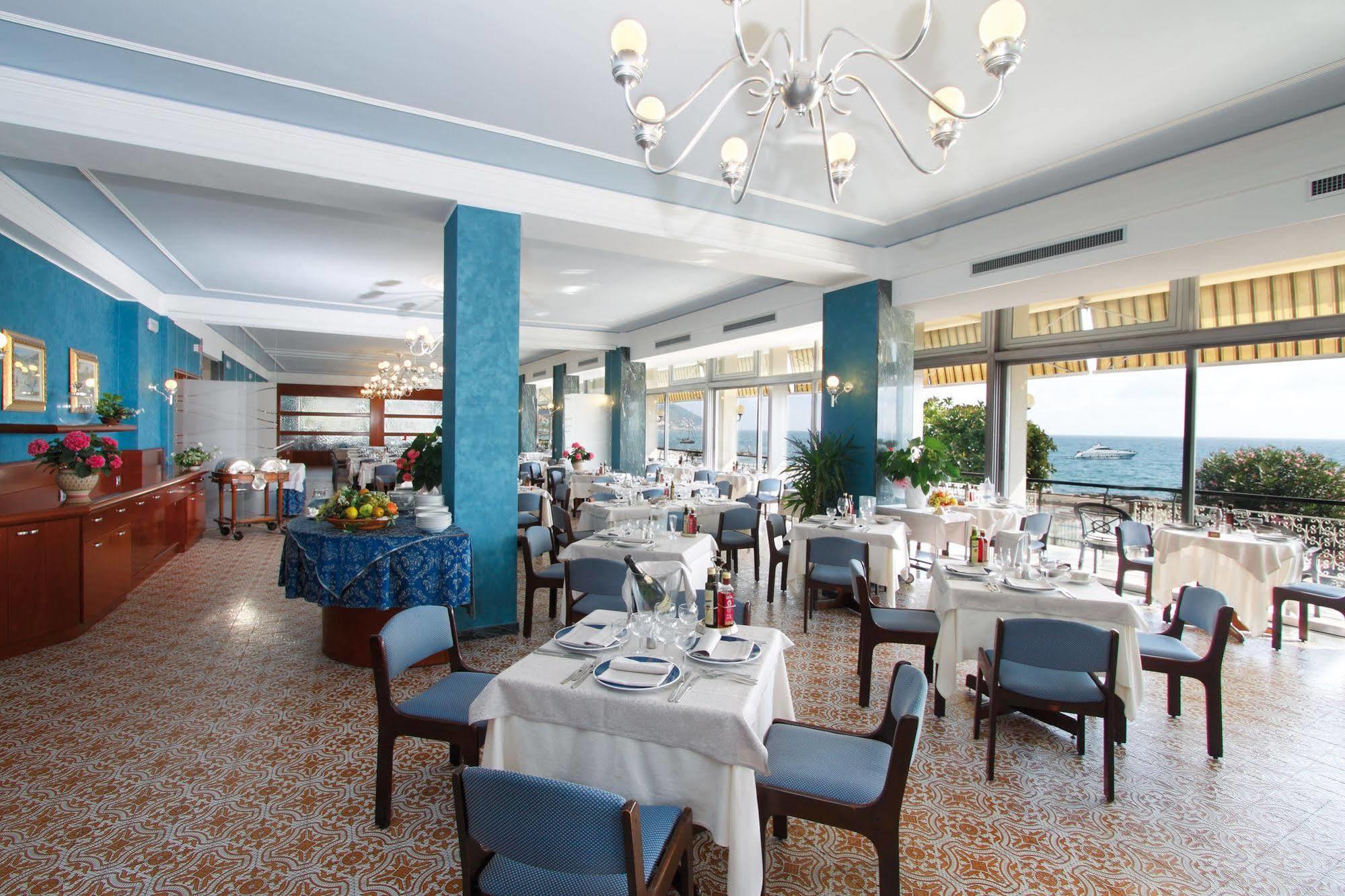Hotel Bellevue Et Mediterranee Diano Marina Dış mekan fotoğraf